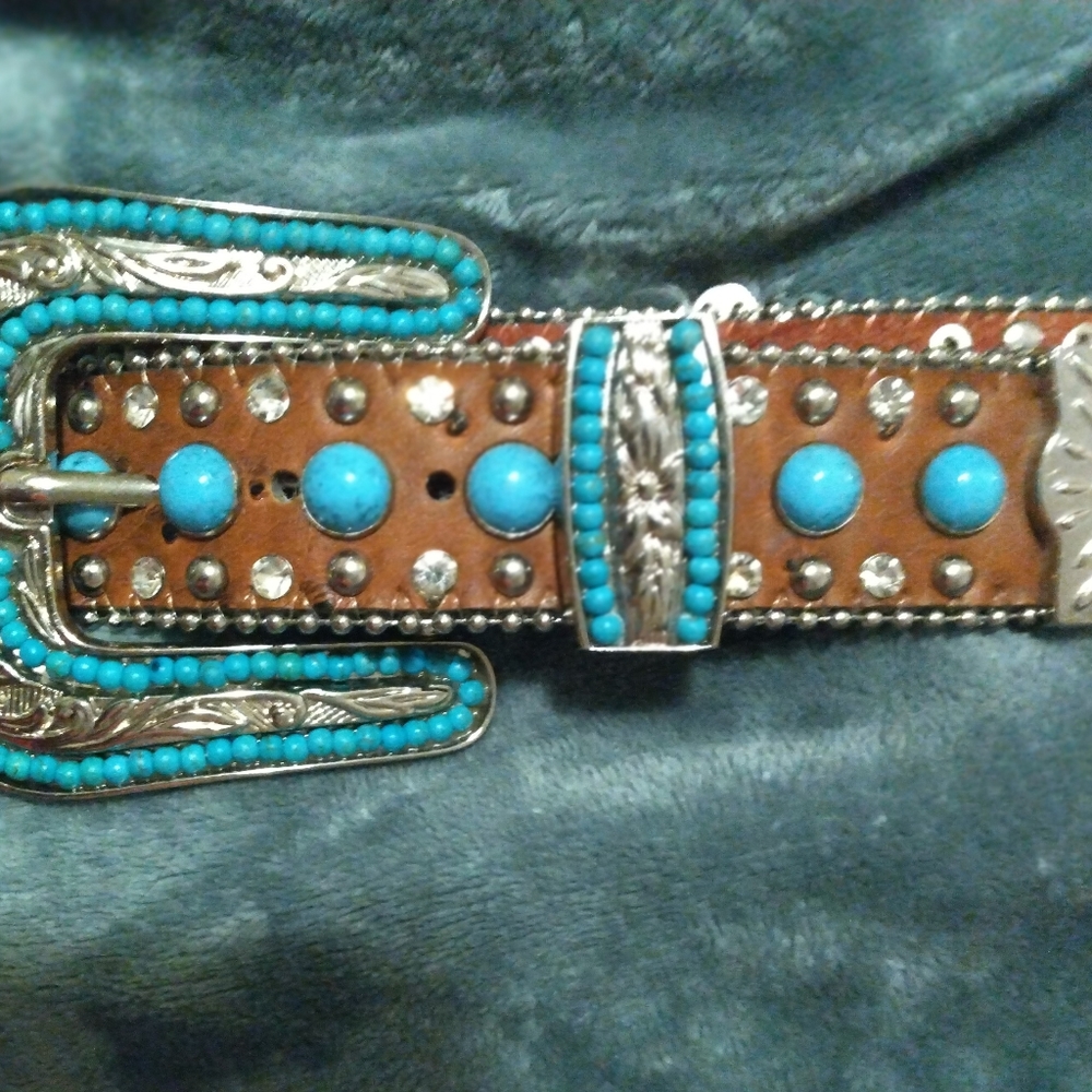 Woman's Belt